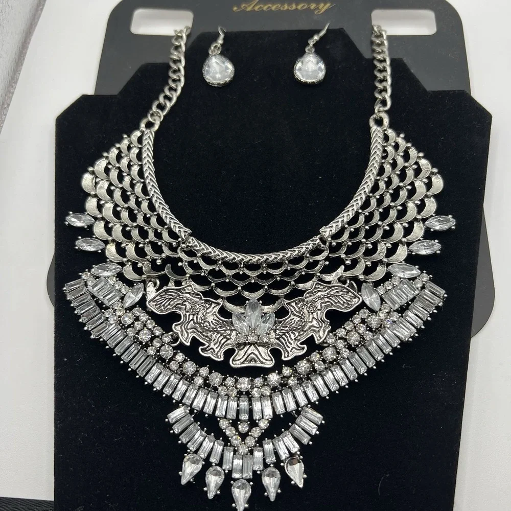 Beautiful Fashionable Statement Necklace Earring set Bohemian Style‎
